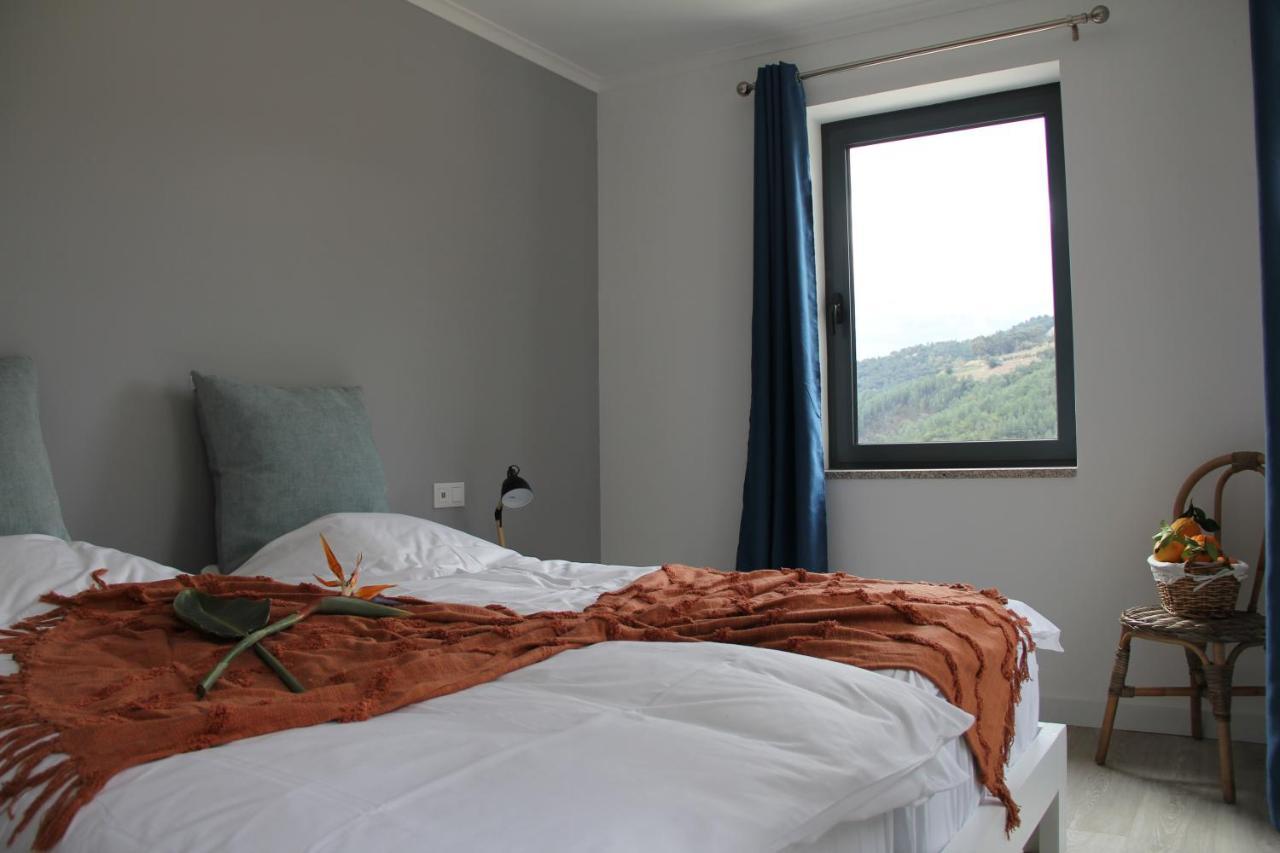Bed and Breakfast Quinta do Fojo Valonguinho, Barrô à Barro  Extérieur photo